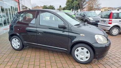 TOYOTA Yaris 1.0i 16V cat 5 porte '03 140.000
