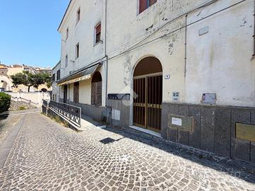 3 LOCALI A MONTALTO DI CASTRO