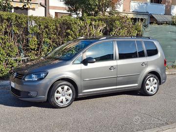 VW TOURAN 1.6TDI DSG COMFORTLINE 7 POSTI