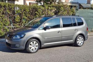 VW TOURAN 1.6TDI DSG COMFORTLINE 7 POSTI
