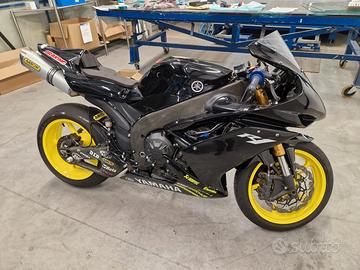 Yamaha R1 2008 da Pista
