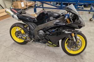 Yamaha R1 2008 da Pista