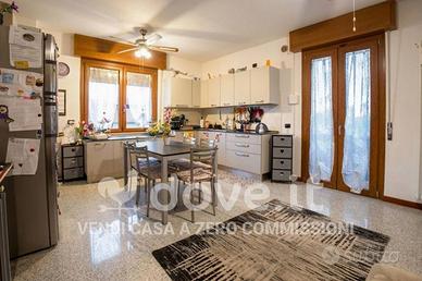 Appartamento di 120 m² con 4 locali a Bussolengo