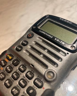 Yaesu VX-7R quadband
