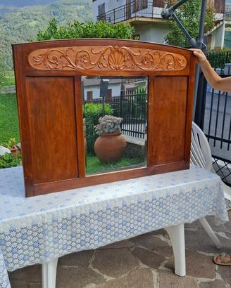 Specchiera vintage in legno intagliato