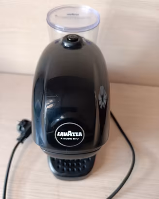 macchina da caffe Lavazza a modo mio city.
