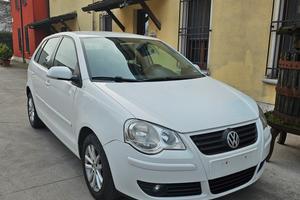 polo 1.4 benzina neopatentati 