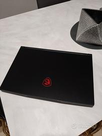 Notebook MSI da gaming i7 con Windows 11 e 16 GB 