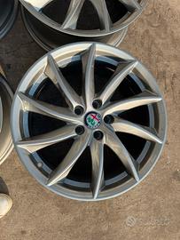 Cerchi Originali Alfa Romeo da 18”
