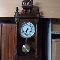 Orologio a pendolo marca condor con carica a molla