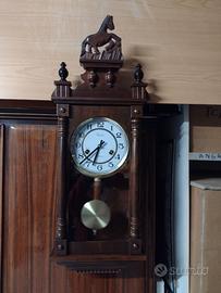 Orologio a pendolo marca condor con carica a molla