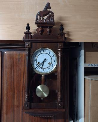 Orologio a pendolo marca condor con carica a molla