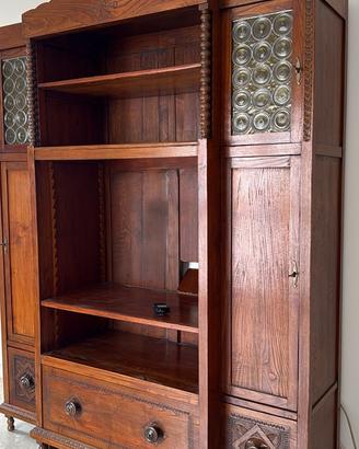 Mobile credenza libreria in legno massello, inizio