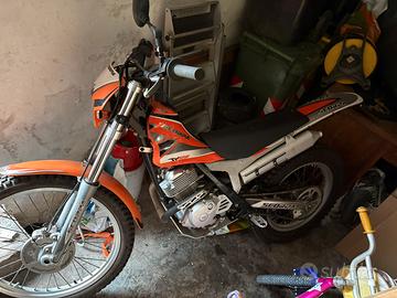 Scorpa Ty 125  simile a beta alp