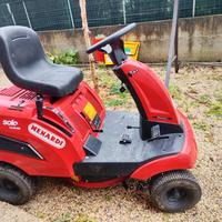 trattorino tagliaerba 