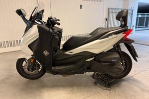 Honda Forza 350