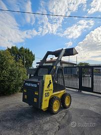 P179- Mini Pala 16 q Mustang 920