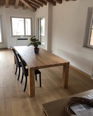 Tavoli moderni in LEGNO Massello