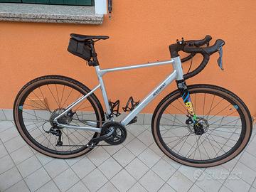 bicicletta gravel 