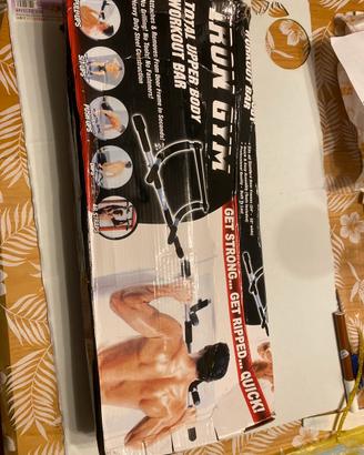 Attrezzo multifunzionale per fitnes