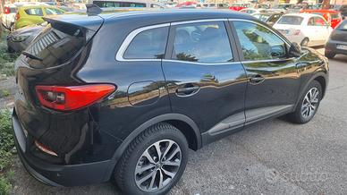 Suv Kadjar usato tenuta molto bene