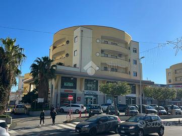 4 LOCALI A CORIGLIANO-ROSSANO