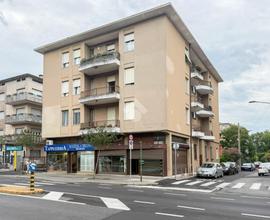 NEGOZIO A BRESCIA