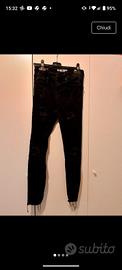 jeans strappati 
