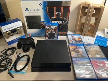 PS4 1TB + 2 Joystick con base di ricarica+6 giochi