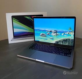 Macbook Pro 13'' M2 8-Core 8GB RAM Touchbar