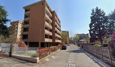 Garage a Vedano al Lambro