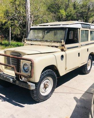 Land Rover Defender 109 Lungo D