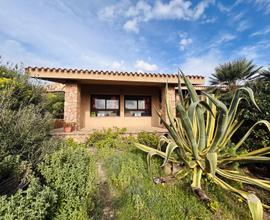 Splendida villetta in bifamiliare con vista mare