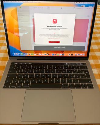 Macbook pro 13” touch bar 256 gb INTEL I5