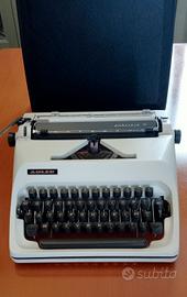 Macchina da scrivere Adler Gabriele 10 del 1976
