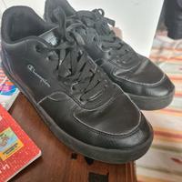 scarpe nere champions