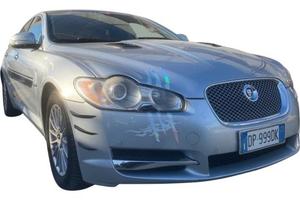 JAGUAR XF 2.7D V6 Premium Luxury