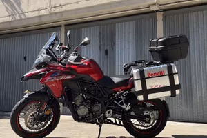 BENELLI TRK 502 X