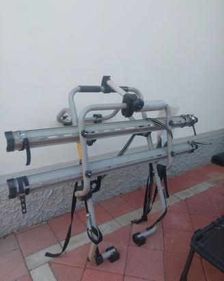 Portabiciclette per auto