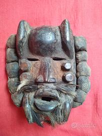 Maschera africana cultura We o Guere della Costa d