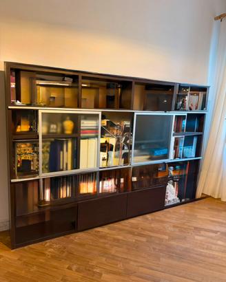 Libreria parete attrezzata