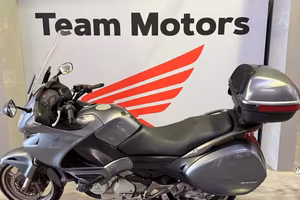 Honda Deauville 700