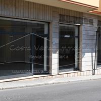 Arbus - Locale in centro