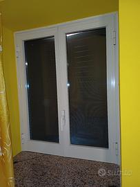 Finestra in alluminio