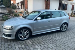 Audi S3 Sportback 2.0 TFSI quattro