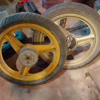 coppia ruote Piaggio 