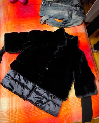 pellicciotto eco Bata nero Taglia small nuovo 