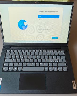 Lenovo notebook i5 14"