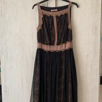 Vestiti sopra il ginocchio