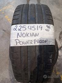 GOMME 225 45 19  NOKIAN ESTIVI